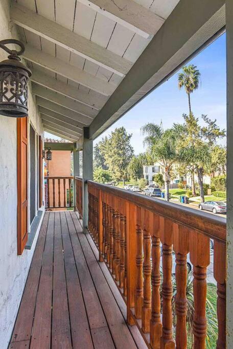 The Spanish Hideaway Los Angeles Exterior photo